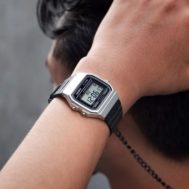 Casio F-91WM-7ADF Black/Silver Watch Unisex