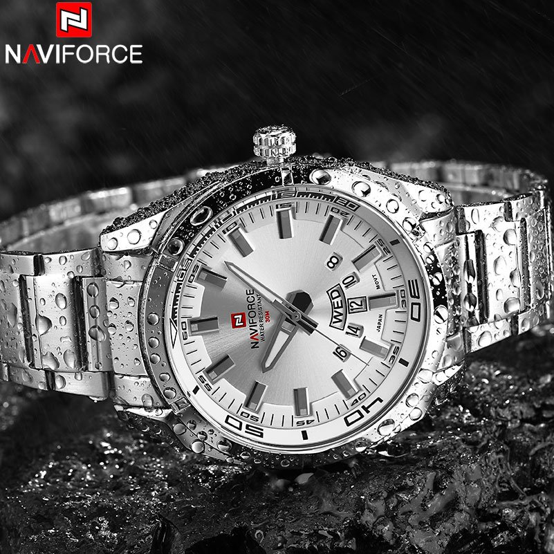 Naviforce 9038 Luxury Men Quartz Stailness Steel watch week and date display
